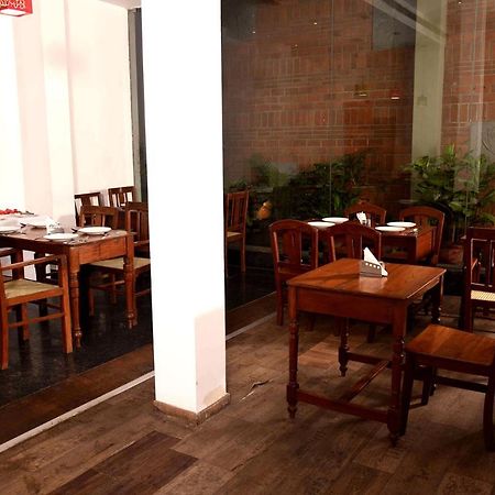 מדוראי Hotel Sabareesh Park מראה חיצוני תמונה