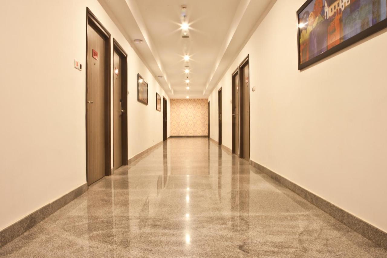 מדוראי Hotel Sabareesh Park מראה חיצוני תמונה