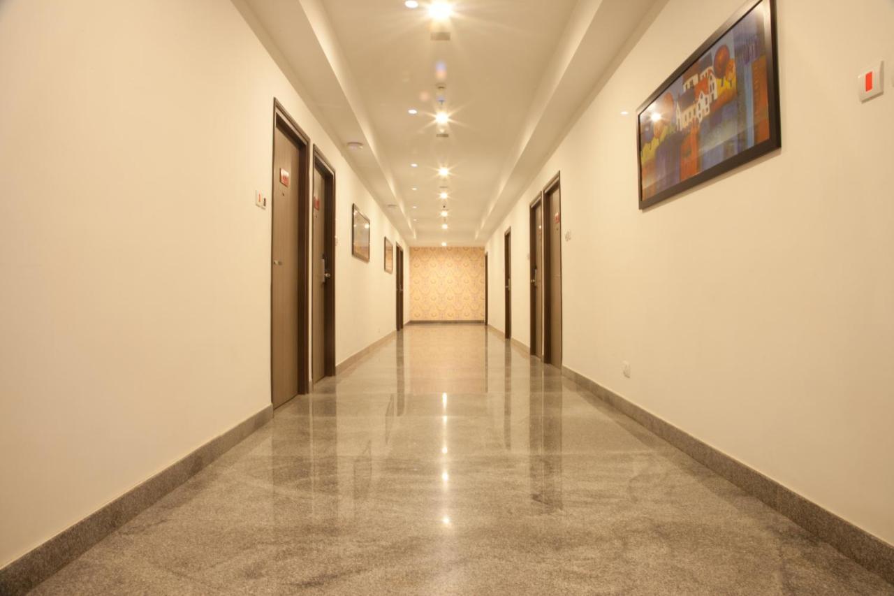מדוראי Hotel Sabareesh Park מראה חיצוני תמונה
