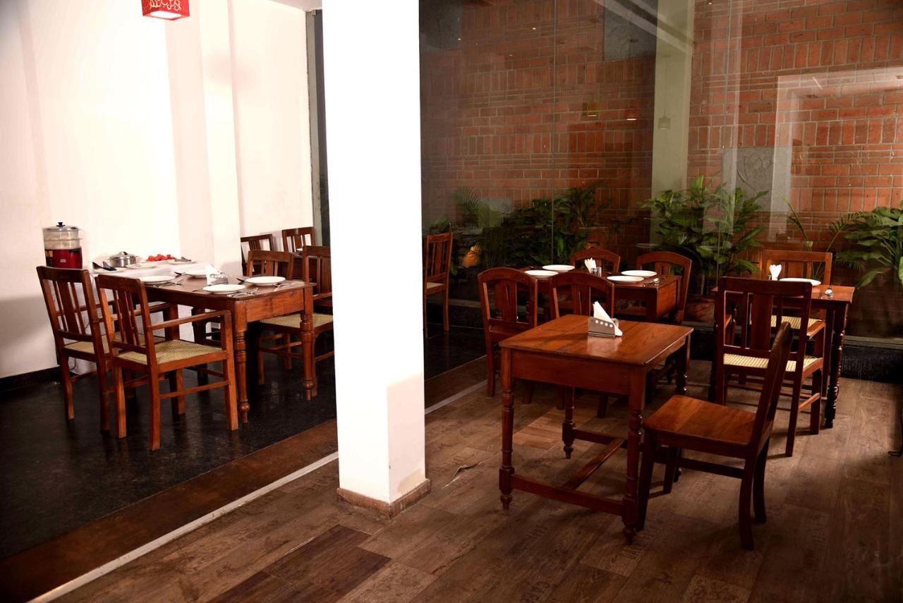 מדוראי Hotel Sabareesh Park מראה חיצוני תמונה